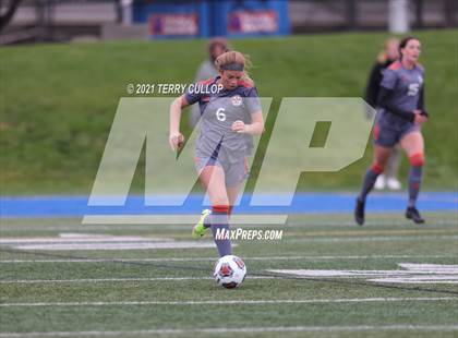 Thumbnail 2 in Syracuse vs. Skyridge (UHSAA 6A Semifinal) photogallery.