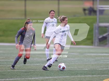 Thumbnail 3 in Syracuse vs. Skyridge (UHSAA 6A Semifinal) photogallery.