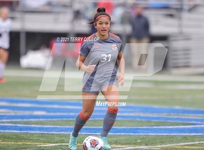 Thumbnail 2 in Syracuse vs. Skyridge (UHSAA 6A Semifinal) photogallery.