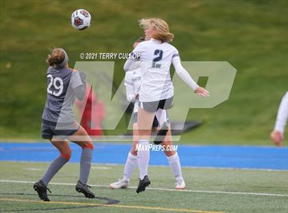 Thumbnail 1 in Syracuse vs. Skyridge (UHSAA 6A Semifinal) photogallery.