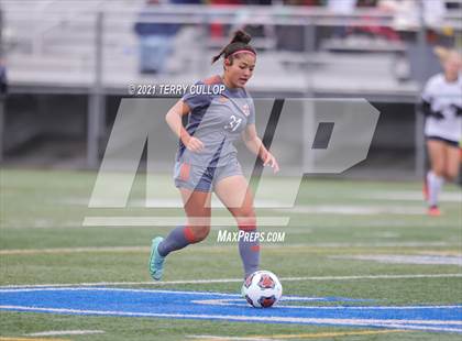 Thumbnail 1 in Syracuse vs. Skyridge (UHSAA 6A Semifinal) photogallery.