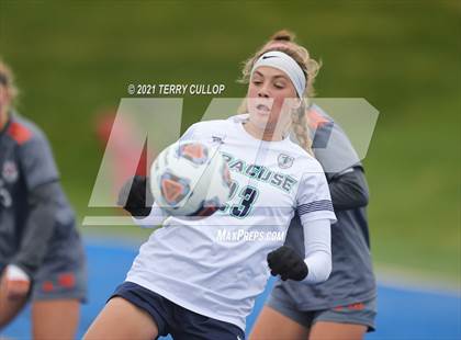 Thumbnail 1 in Syracuse vs. Skyridge (UHSAA 6A Semifinal) photogallery.