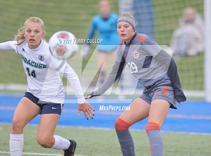 Thumbnail 2 in Syracuse vs. Skyridge (UHSAA 6A Semifinal) photogallery.