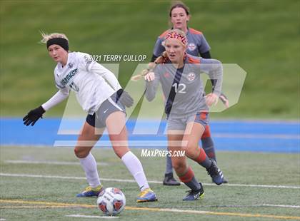 Thumbnail 1 in Syracuse vs. Skyridge (UHSAA 6A Semifinal) photogallery.