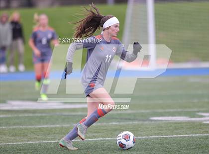 Thumbnail 1 in Syracuse vs. Skyridge (UHSAA 6A Semifinal) photogallery.