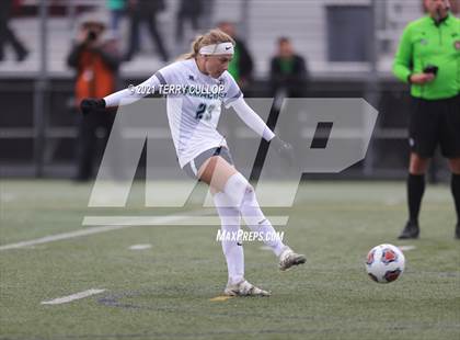 Thumbnail 2 in Syracuse vs. Skyridge (UHSAA 6A Semifinal) photogallery.