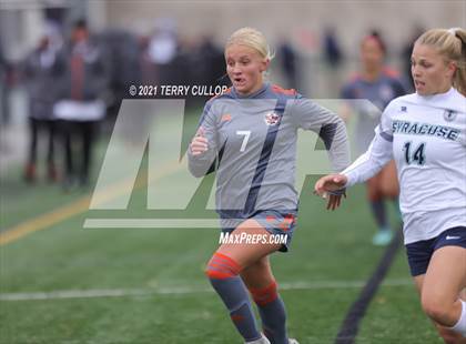 Thumbnail 1 in Syracuse vs. Skyridge (UHSAA 6A Semifinal) photogallery.