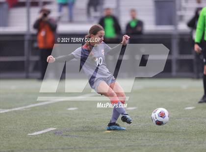 Thumbnail 3 in Syracuse vs. Skyridge (UHSAA 6A Semifinal) photogallery.