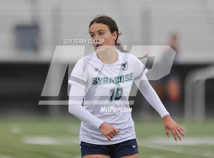 Thumbnail 3 in Syracuse vs. Skyridge (UHSAA 6A Semifinal) photogallery.