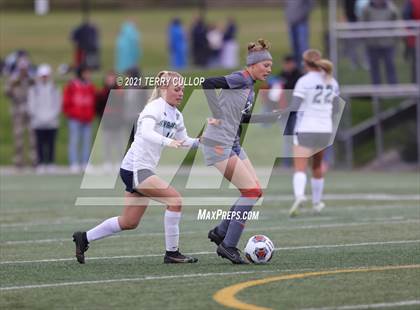 Thumbnail 2 in Syracuse vs. Skyridge (UHSAA 6A Semifinal) photogallery.