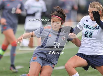 Thumbnail 2 in Syracuse vs. Skyridge (UHSAA 6A Semifinal) photogallery.