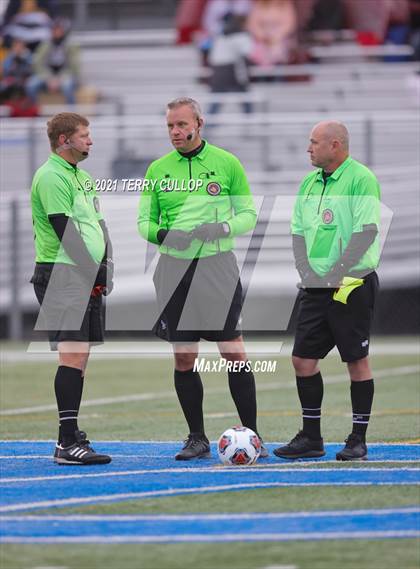 Thumbnail 3 in Syracuse vs. Skyridge (UHSAA 6A Semifinal) photogallery.
