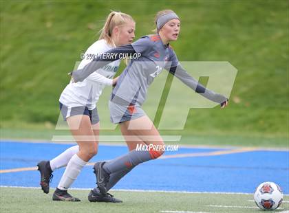 Thumbnail 1 in Syracuse vs. Skyridge (UHSAA 6A Semifinal) photogallery.