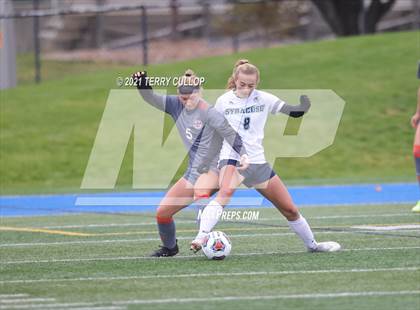 Thumbnail 1 in Syracuse vs. Skyridge (UHSAA 6A Semifinal) photogallery.