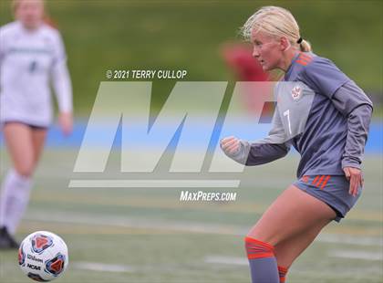 Thumbnail 3 in Syracuse vs. Skyridge (UHSAA 6A Semifinal) photogallery.