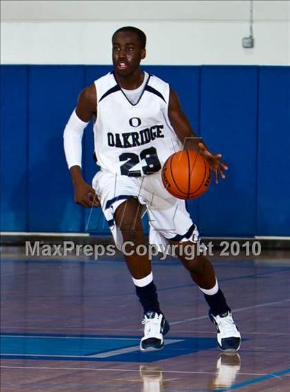 Thumbnail 1 in St. Mark's vs Oakridge (Trinity Valley Shootout) photogallery.