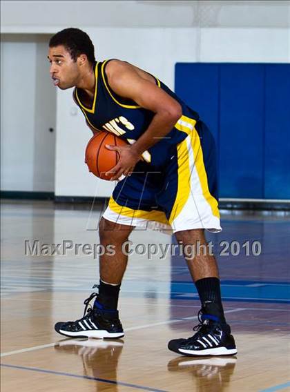 Thumbnail 3 in St. Mark's vs Oakridge (Trinity Valley Shootout) photogallery.