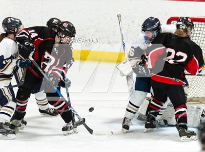 Thumbnail 3 in Needham vs. Reading (MIAA Division 1 Semifinal) photogallery.