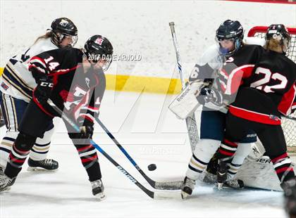 Thumbnail 2 in Needham vs. Reading (MIAA Division 1 Semifinal) photogallery.