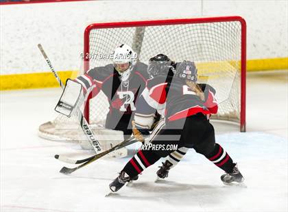 Thumbnail 2 in Needham vs. Reading (MIAA Division 1 Semifinal) photogallery.
