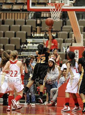 Thumbnail 3 in Edison vs. Centennial (CIF CS D2 Final) photogallery.