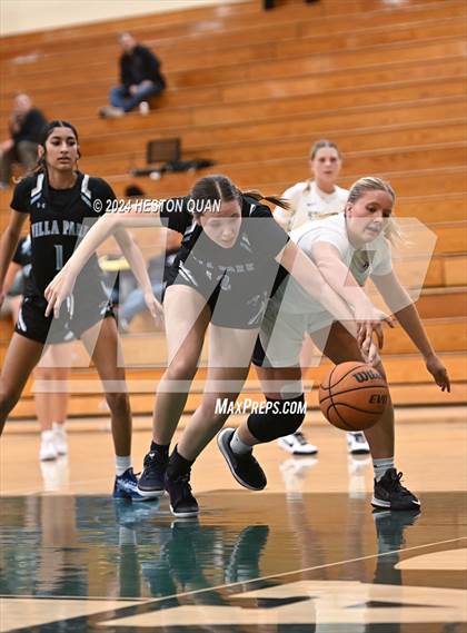 Thumbnail 1 in San Juan Hills vs. Villa Park (VP/Brea Winter Classic) photogallery.