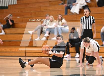 Thumbnail 2 in San Juan Hills vs. Villa Park (VP/Brea Winter Classic) photogallery.