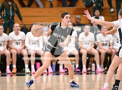 Thumbnail 2 in San Juan Hills vs. Villa Park (VP/Brea Winter Classic) photogallery.