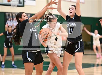 Thumbnail 1 in San Juan Hills vs. Villa Park (VP/Brea Winter Classic) photogallery.