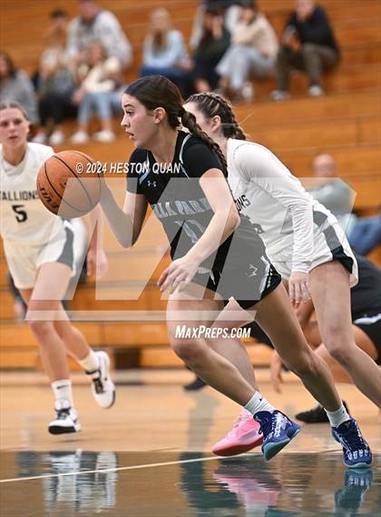 Thumbnail 2 in San Juan Hills vs. Villa Park (VP/Brea Winter Classic) photogallery.