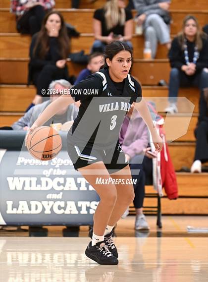 Thumbnail 1 in San Juan Hills vs. Villa Park (VP/Brea Winter Classic) photogallery.