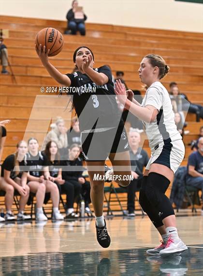 Thumbnail 1 in San Juan Hills vs. Villa Park (VP/Brea Winter Classic) photogallery.