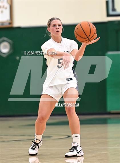 Thumbnail 2 in San Juan Hills vs. Villa Park (VP/Brea Winter Classic) photogallery.