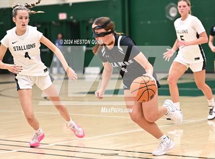 Thumbnail 3 in San Juan Hills vs. Villa Park (VP/Brea Winter Classic) photogallery.