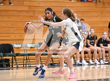 Thumbnail 1 in San Juan Hills vs. Villa Park (VP/Brea Winter Classic) photogallery.