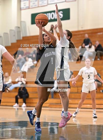 Thumbnail 2 in San Juan Hills vs. Villa Park (VP/Brea Winter Classic) photogallery.