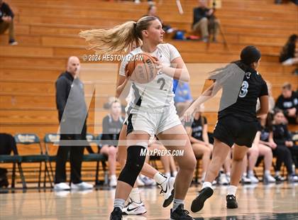 Thumbnail 1 in San Juan Hills vs. Villa Park (VP/Brea Winter Classic) photogallery.