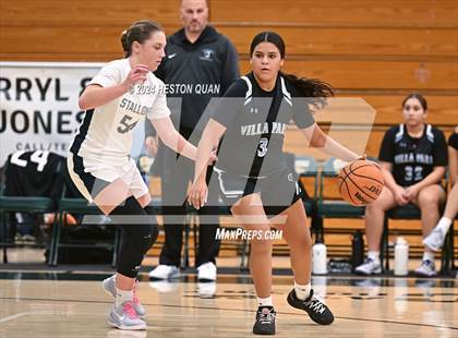 Thumbnail 1 in San Juan Hills vs. Villa Park (VP/Brea Winter Classic) photogallery.