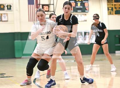 Thumbnail 3 in San Juan Hills vs. Villa Park (VP/Brea Winter Classic) photogallery.