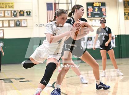 Thumbnail 3 in San Juan Hills vs. Villa Park (VP/Brea Winter Classic) photogallery.