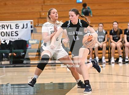 Thumbnail 2 in San Juan Hills vs. Villa Park (VP/Brea Winter Classic) photogallery.