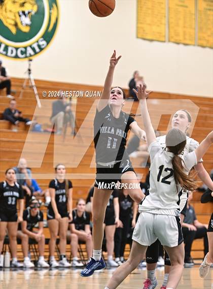 Thumbnail 1 in San Juan Hills vs. Villa Park (VP/Brea Winter Classic) photogallery.