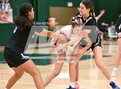 Thumbnail 2 in San Juan Hills vs. Villa Park (VP/Brea Winter Classic) photogallery.