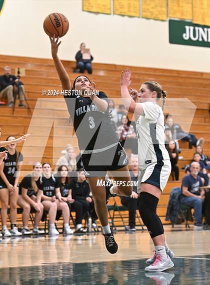 Thumbnail 2 in San Juan Hills vs. Villa Park (VP/Brea Winter Classic) photogallery.