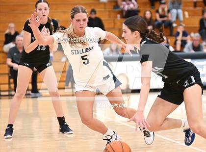 Thumbnail 3 in San Juan Hills vs. Villa Park (VP/Brea Winter Classic) photogallery.
