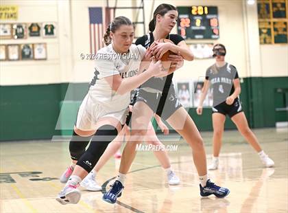 Thumbnail 2 in San Juan Hills vs. Villa Park (VP/Brea Winter Classic) photogallery.