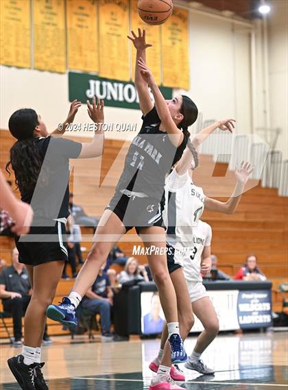 Thumbnail 1 in San Juan Hills vs. Villa Park (VP/Brea Winter Classic) photogallery.