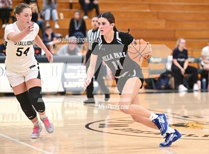 Thumbnail 2 in San Juan Hills vs. Villa Park (VP/Brea Winter Classic) photogallery.