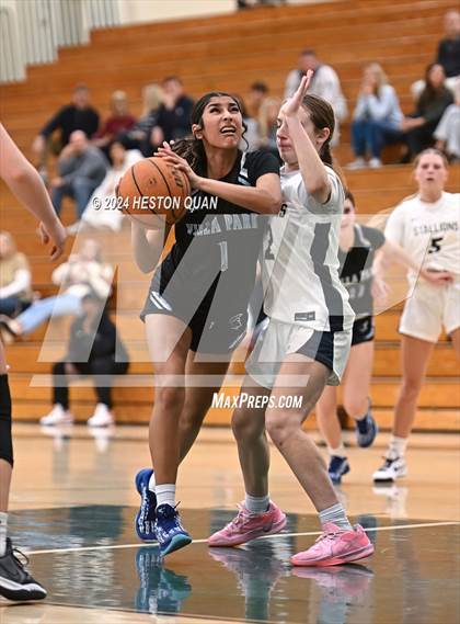 Thumbnail 1 in San Juan Hills vs. Villa Park (VP/Brea Winter Classic) photogallery.
