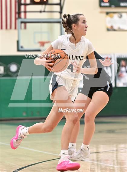 Thumbnail 2 in San Juan Hills vs. Villa Park (VP/Brea Winter Classic) photogallery.